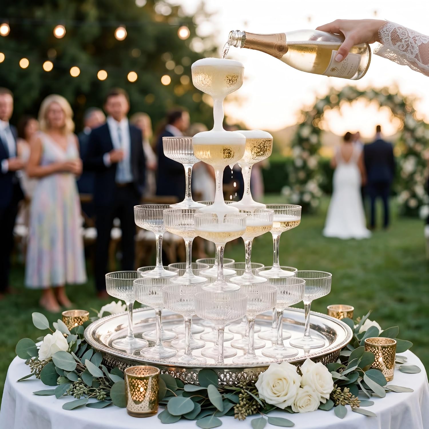 4段7オンスプラスチックシャンパンフルート、透明アクリルシャ - Champagne Tower Set のレビューと価格