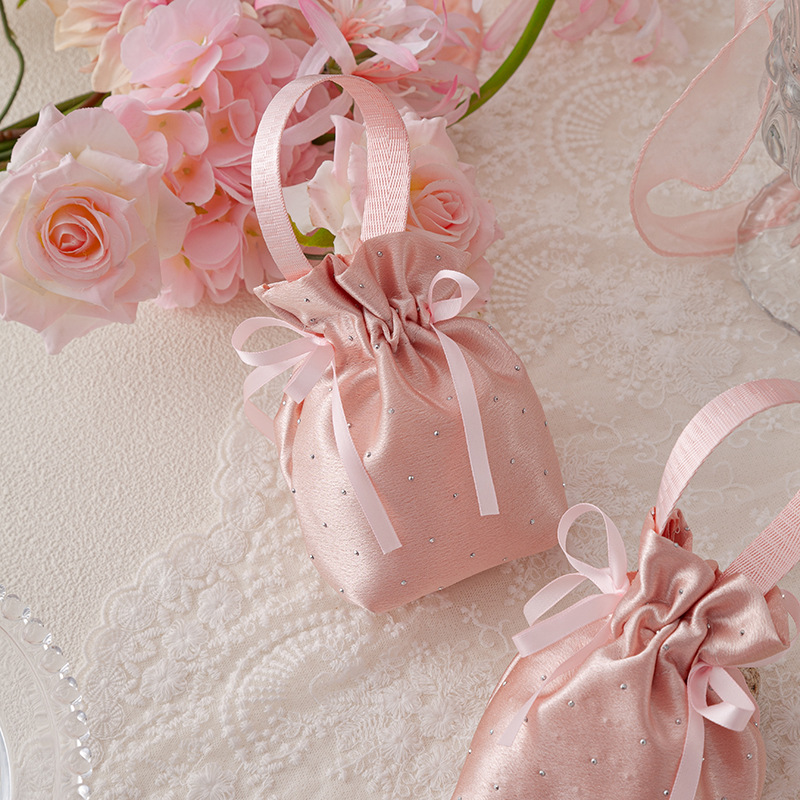 50 個のウェディングギフトバッグハンドル付きサテン高度なキ - Wedding Supply Wholesale のレビューと価格