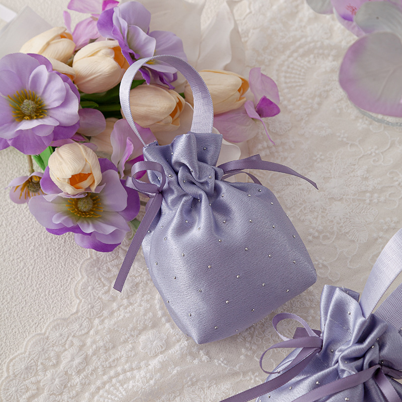 50 個のウェディングギフトバッグハンドル付きサテン高度なキ - Wedding Supply Wholesale のレビューと価格
