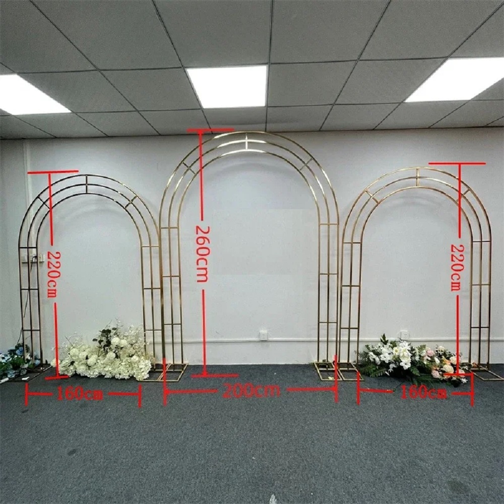 メタリックゴールドのウェディングアーチスタンド、ウェディング - Wedding Decor Supply Store のレビューと価格