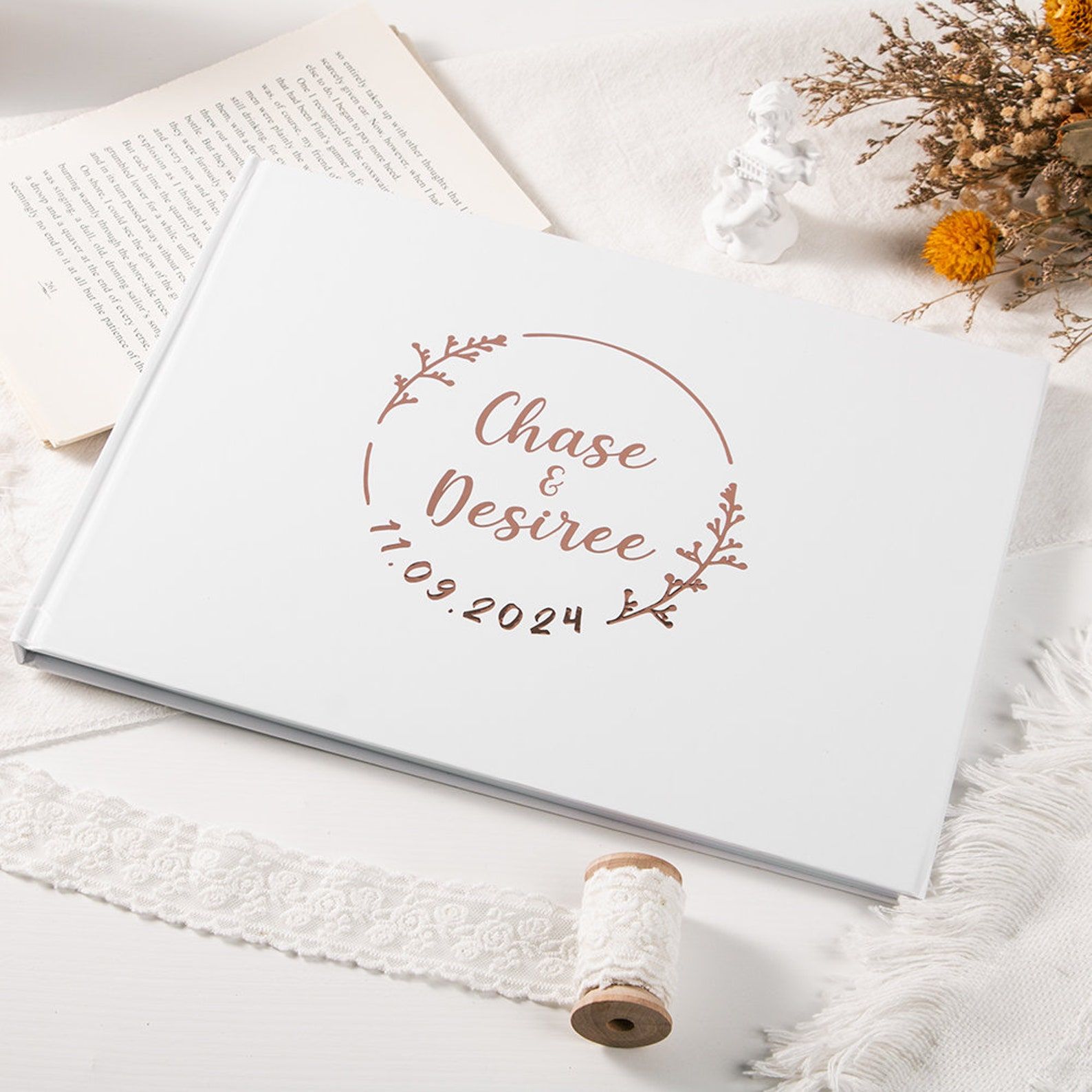 カスタム結婚式のゲストブック パーソナライズされたゲストブッ - Wedding Supply List のレビューと価格